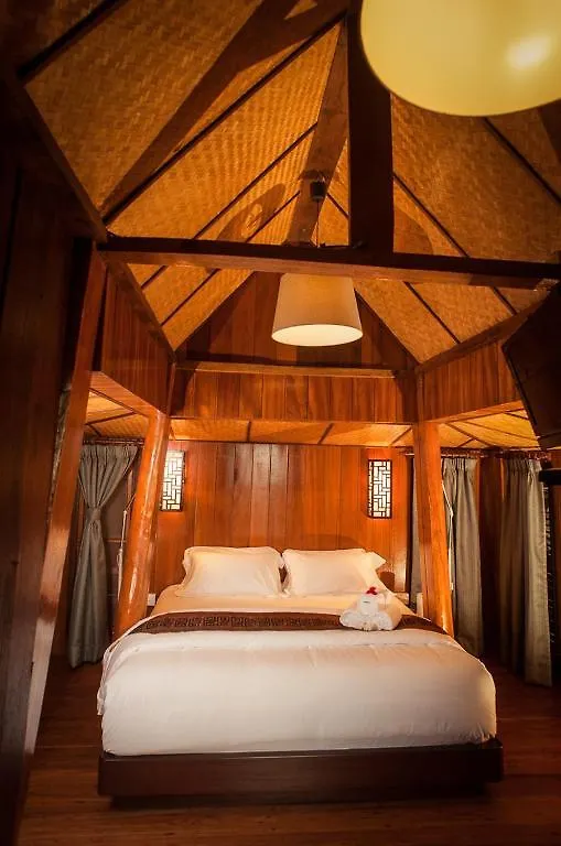 Malihom Private Estate Villa Balik Pulau Malajzia